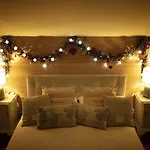 The House 4*
