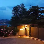 The House 4*