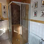 The House 4*