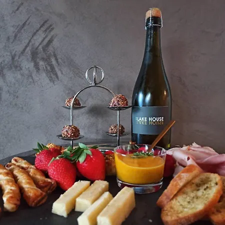 The House 4* Viverone